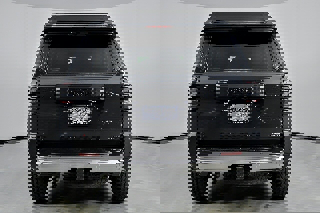 Used 2025 Toyota 4Runner Trailhunter image 11