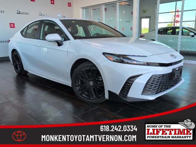 Used 2025 Toyota Camry SE