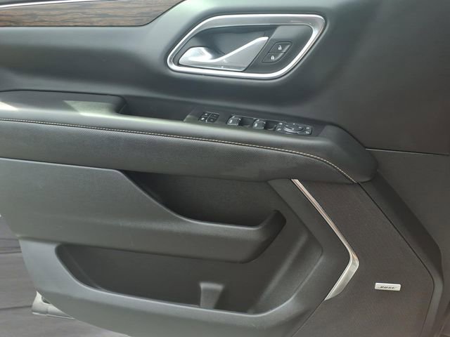 Used 2024 Chevrolet Suburban Premier AWD/4WD image 18