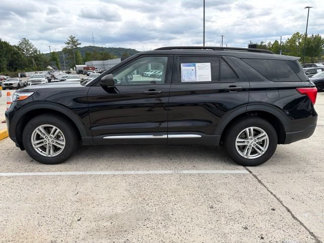 Used 2023 Ford Explorer XLT w/ Equipment Group 202A AWD/4WD image 11