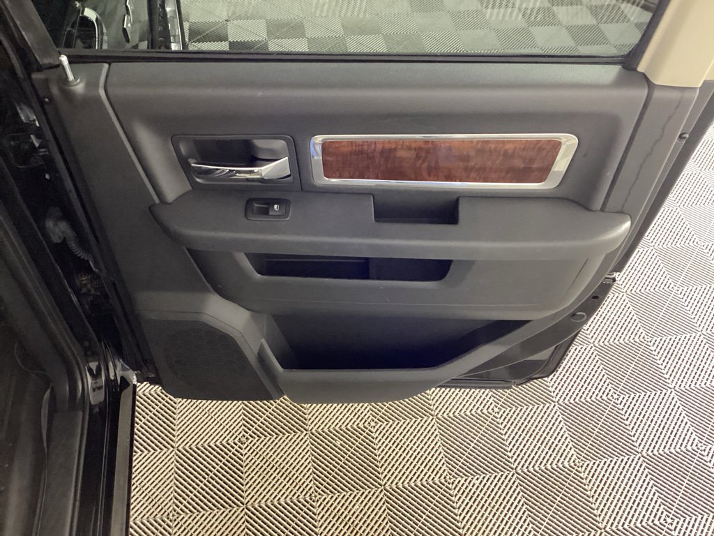Used 2012 RAM 1500 Laramie image 12