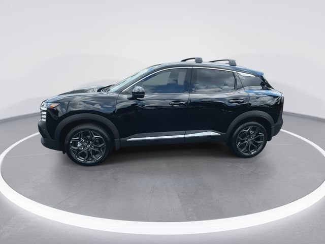 New 2025 Nissan Kicks SR FWD image 5