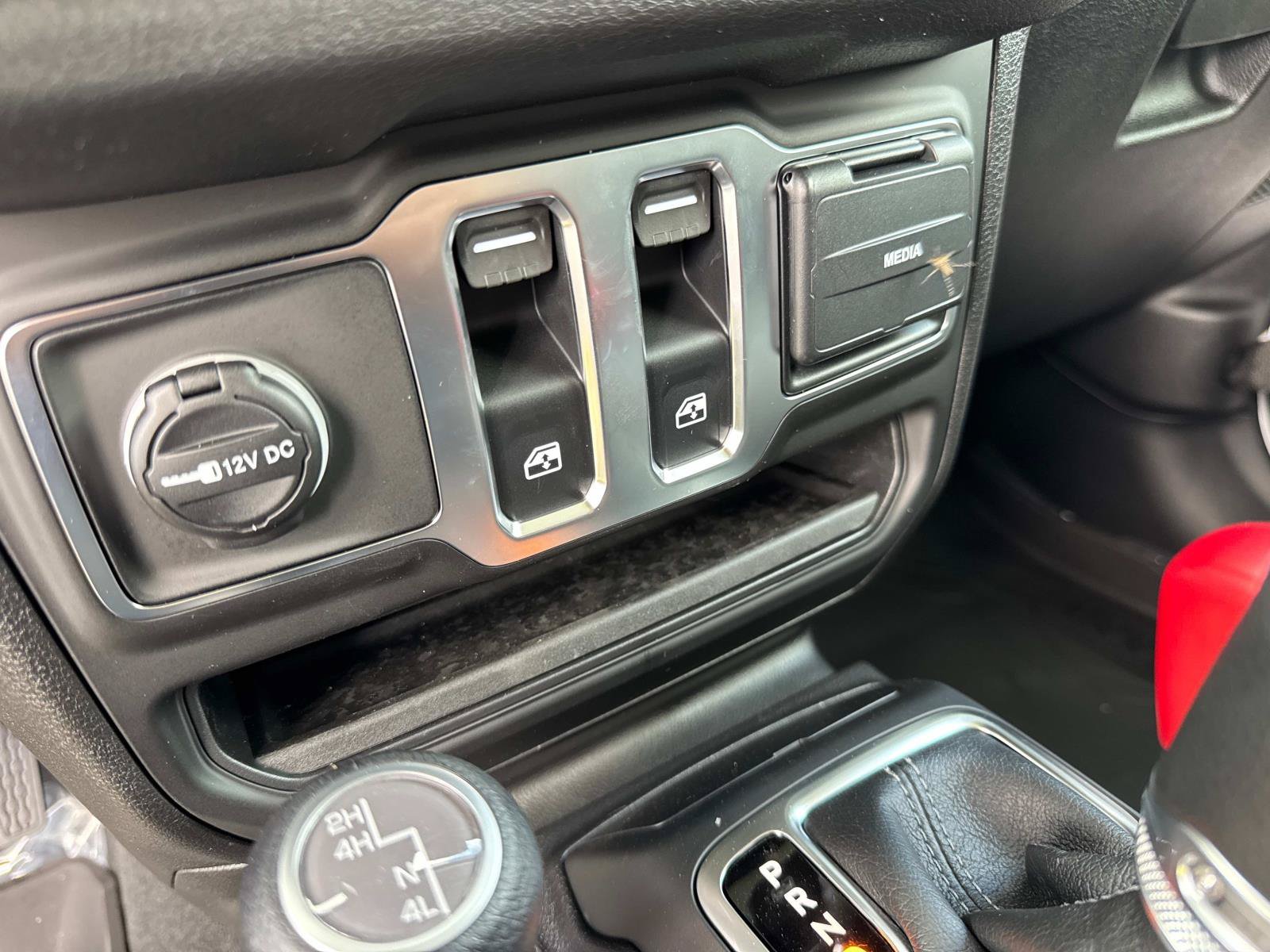 New 2026 Jeep Wrangler Sport AWD/4WD image 19