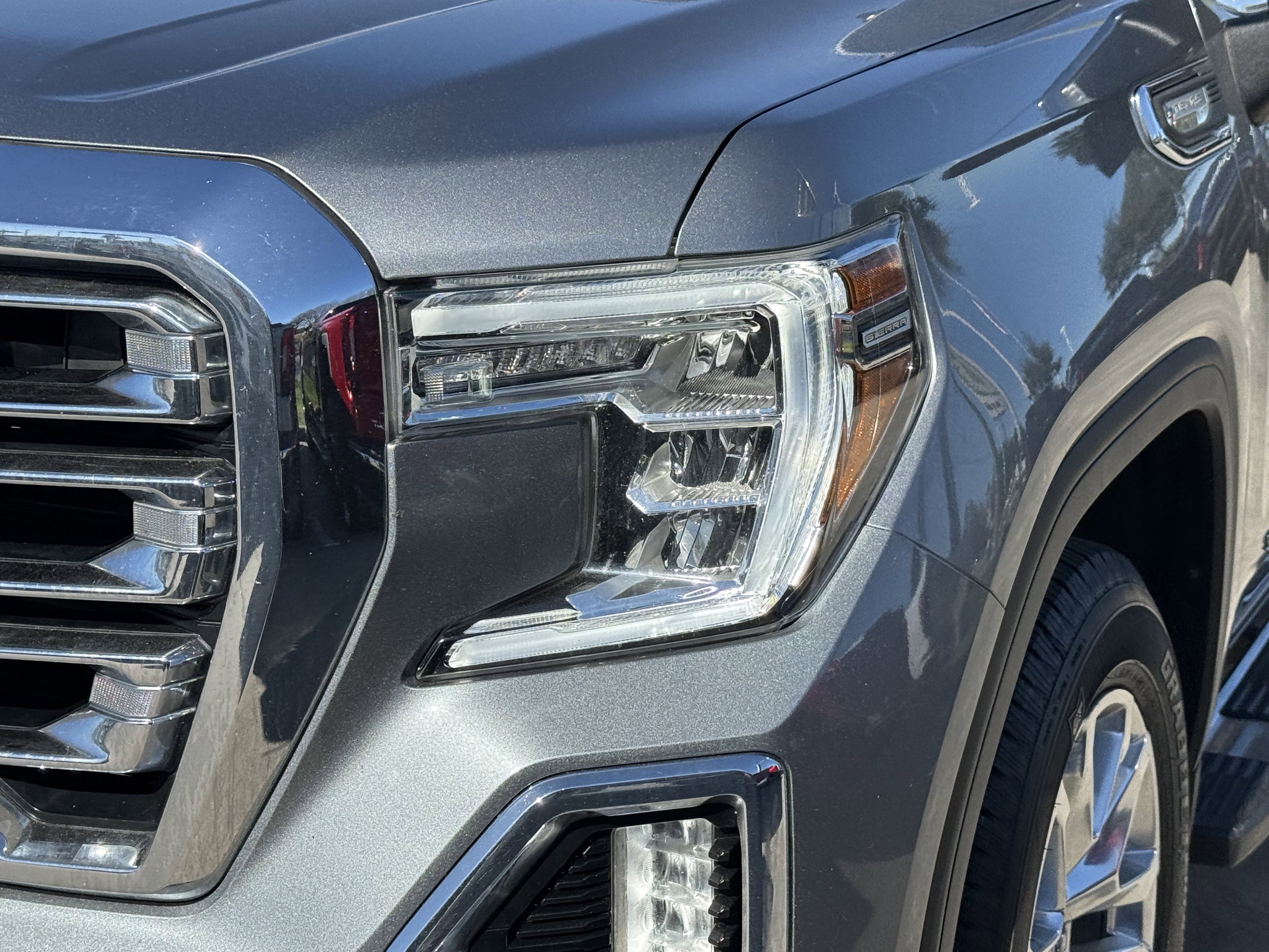 Used 2021 GMC Sierra 1500 SLT image 11