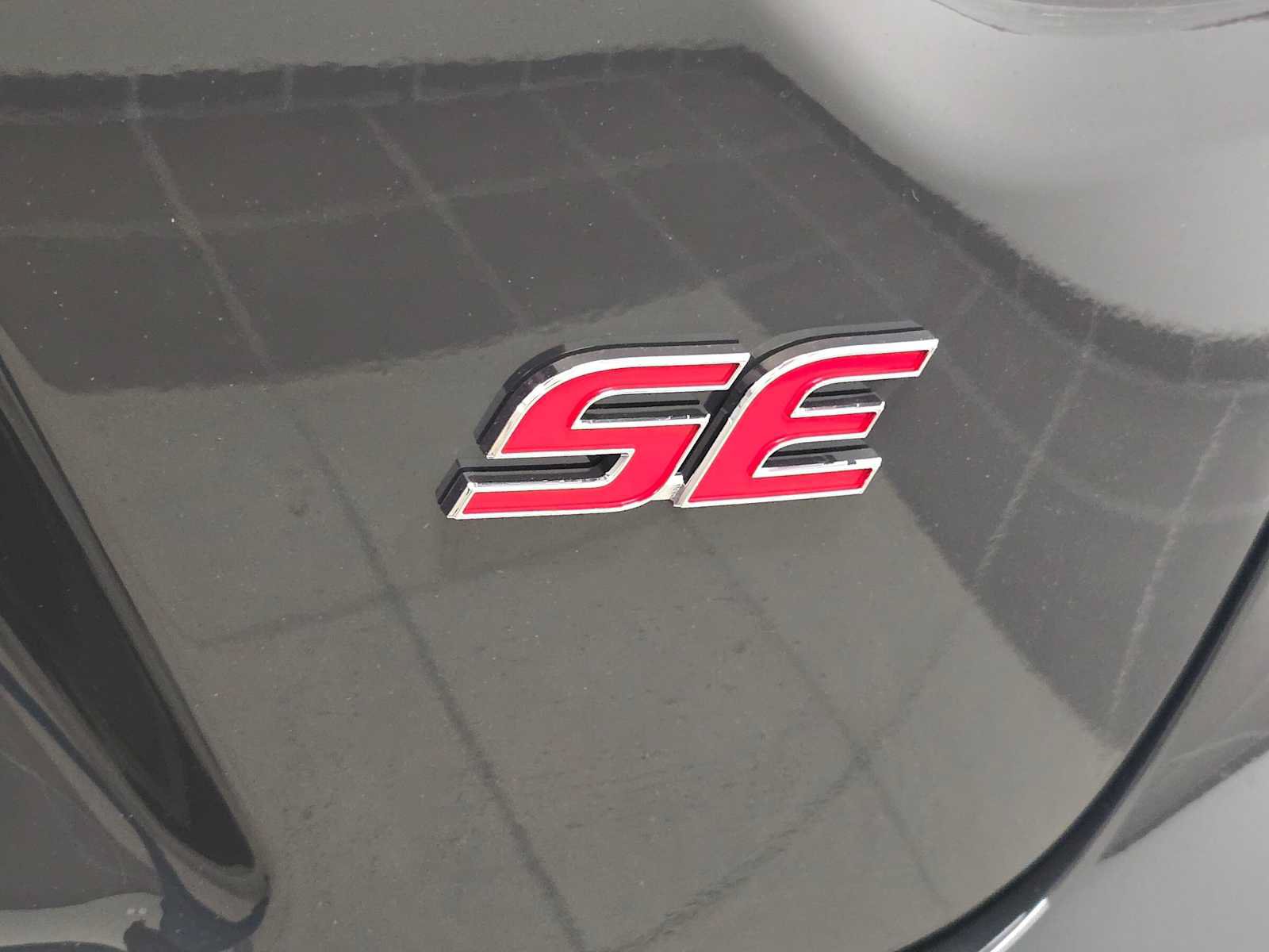 New 2027 Toyota Corolla SE FWD image 7