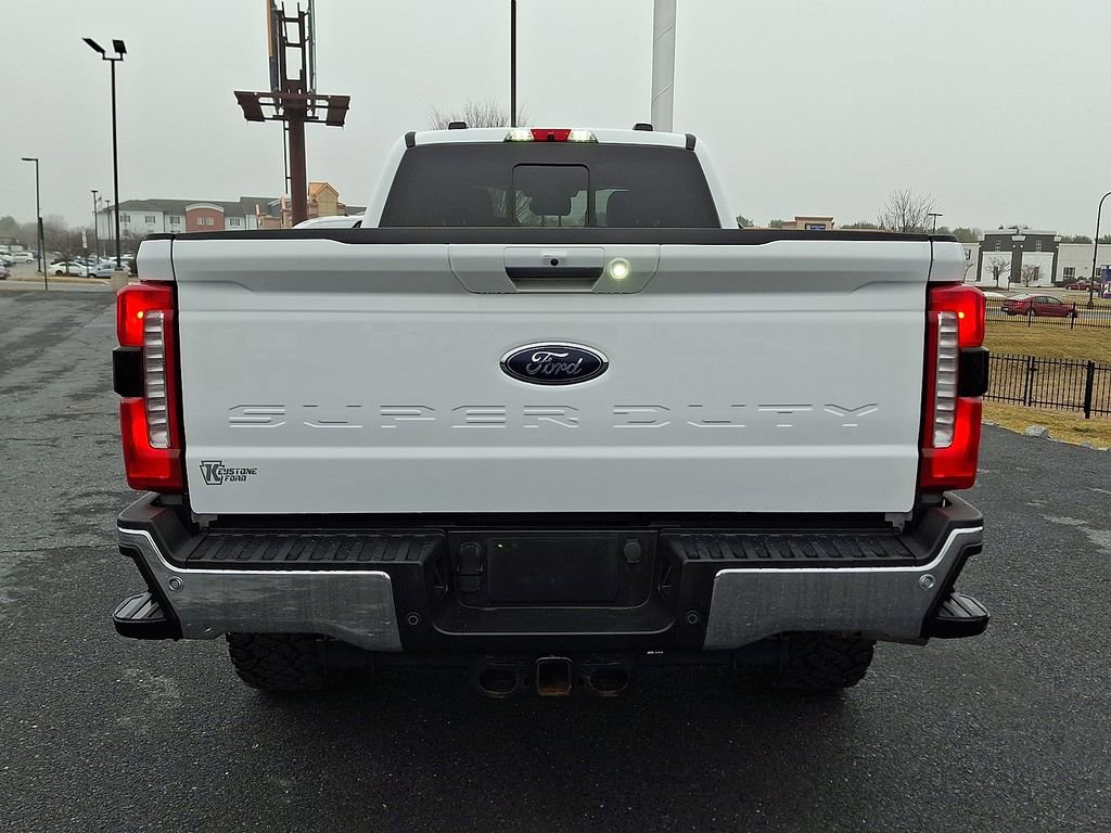 Used 2023 Ford F250 Lariat w/ Chrome Package image 5