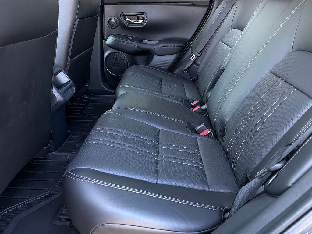 Used 2025 Honda HR-V EX-L image 12