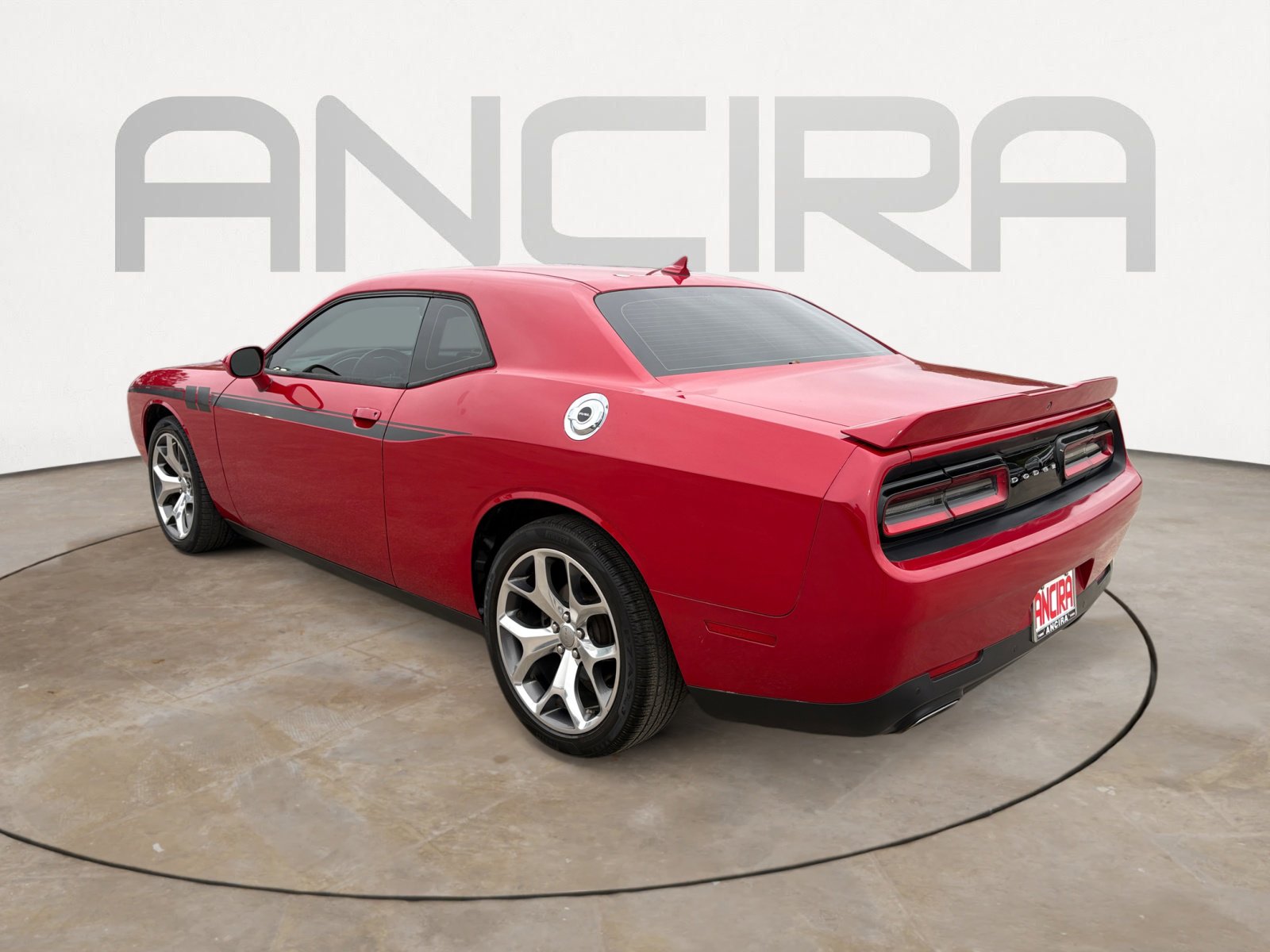 Used 2015 Dodge Challenger SXT Plus RWD image 9