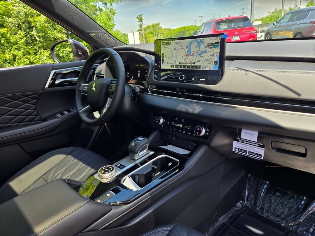 New 2026 Mitsubishi Outlander 4WD Plug-In Hybrid image 6