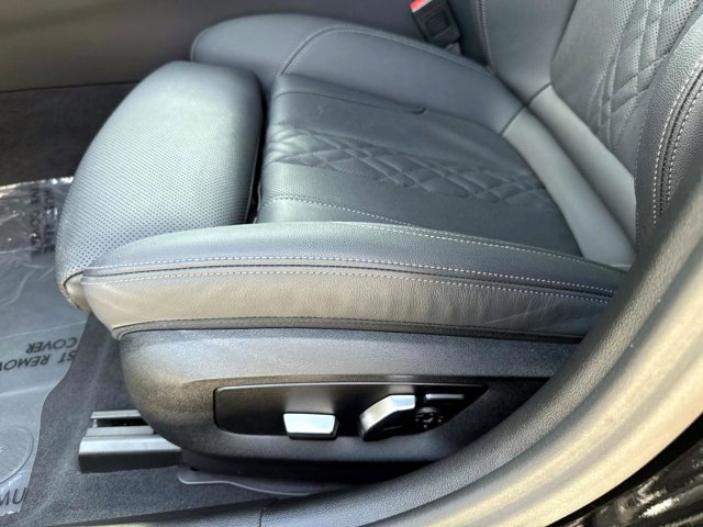 Certified 2023 BMW 530i w/ Convenience Package image 18