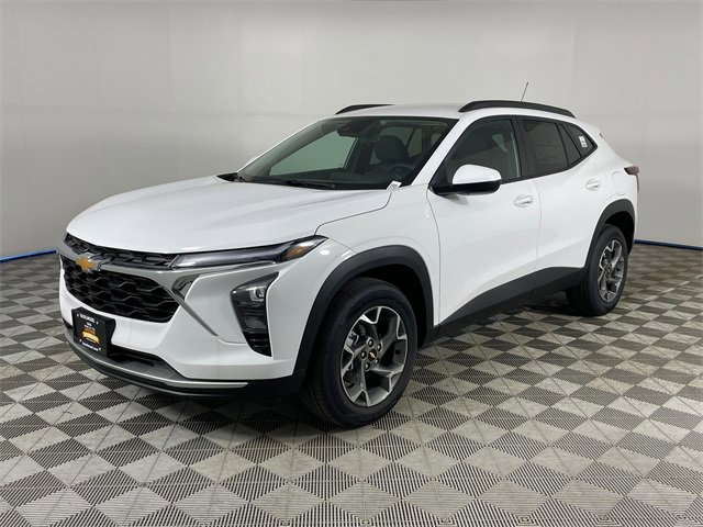 New 2026 Chevrolet Trax LT w/ Driver Confidence Package