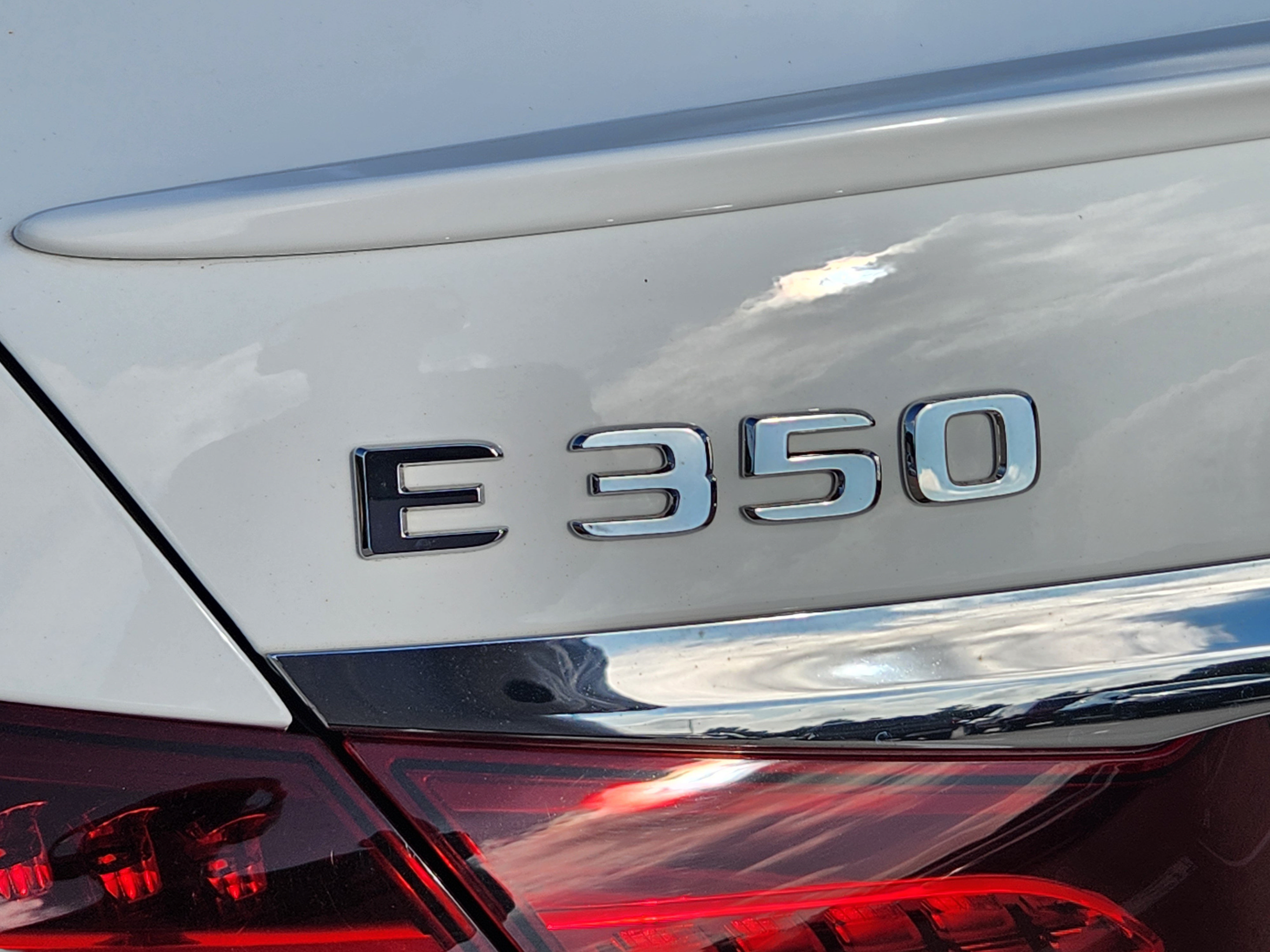 Used 2023 Mercedes-Benz E 350 Sedan image 42
