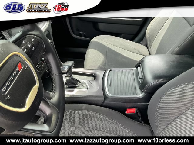 Used 2015 Dodge Charger SE RWD image 18