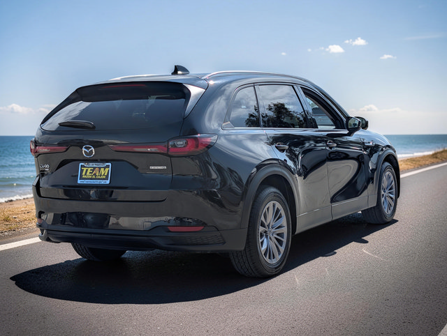 Used 2025 MAZDA CX-90 3.3 Turbo w/ Preferred Package AWD/4WD image 6