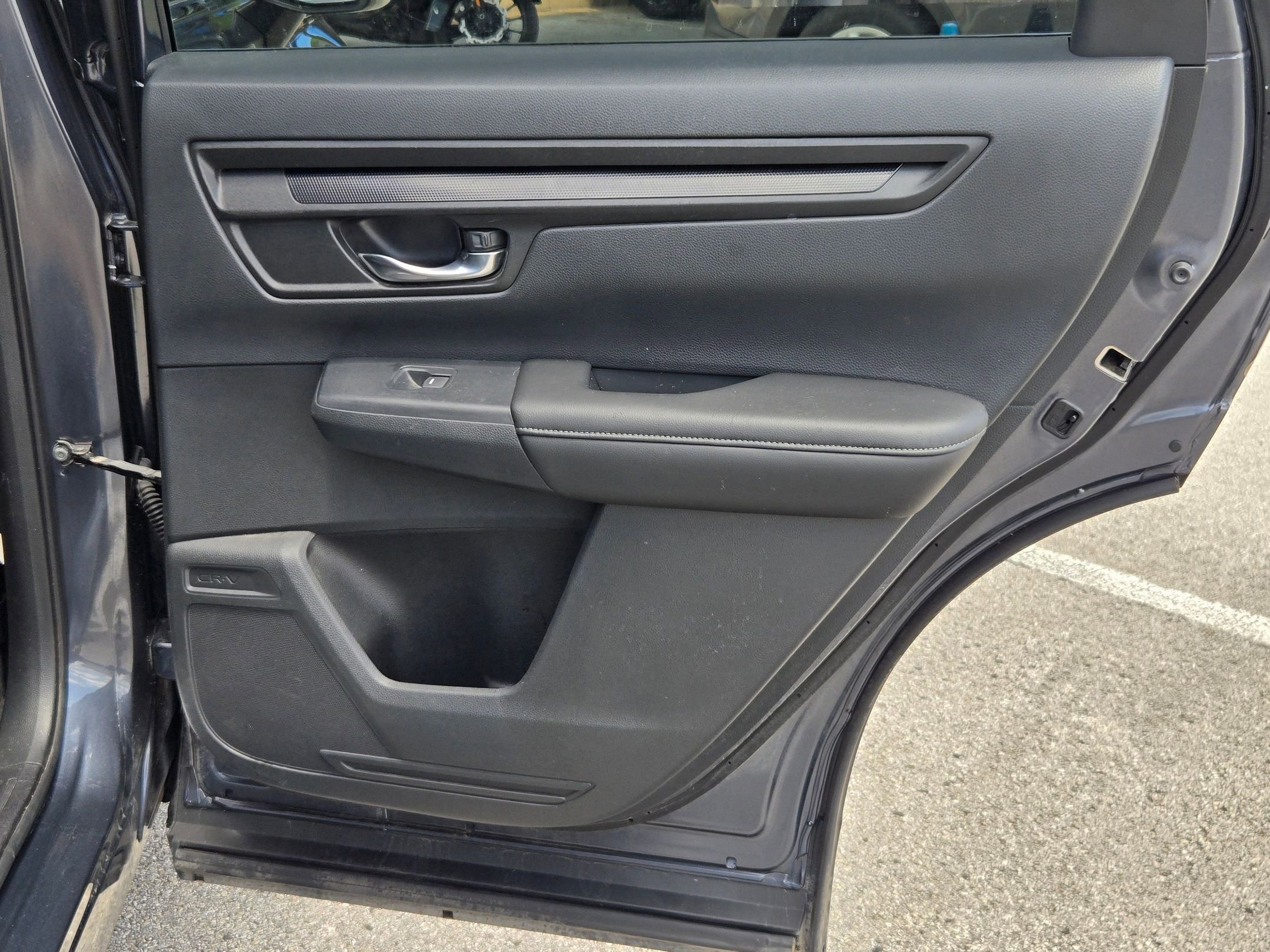 Used 2025 Honda CR-V LX image 26