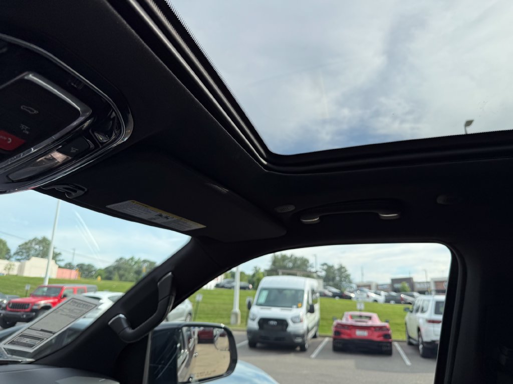 New 2026 Jeep Grand Wagoneer Summit AWD/4WD image 21