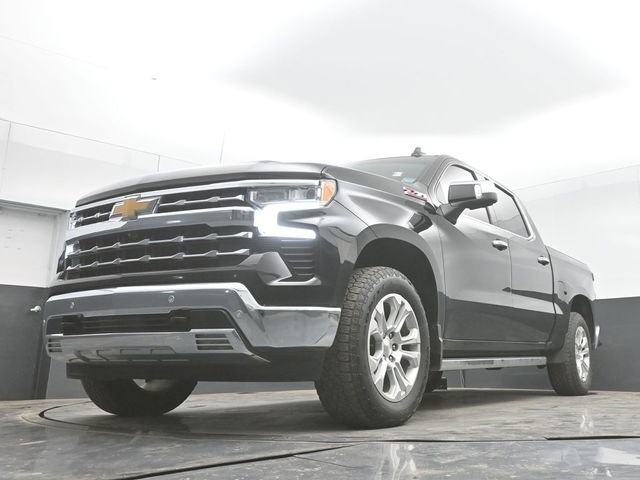 Used 2022 Chevrolet Silverado 1500 LTZ AWD/4WD image 43