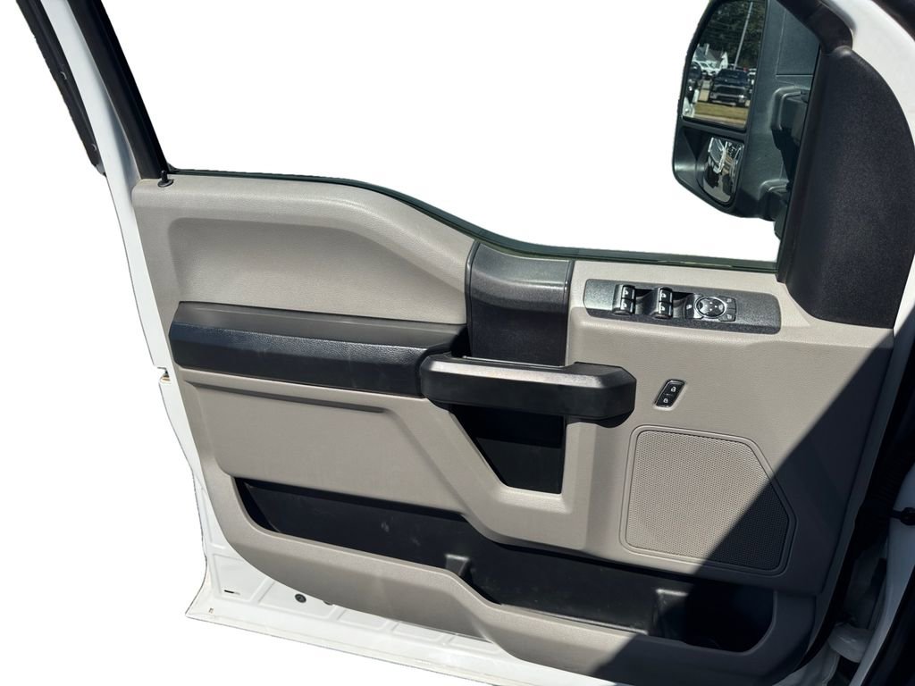 Used 2019 Ford F450 XL w/ Power Equipment Group AWD/4WD image 18