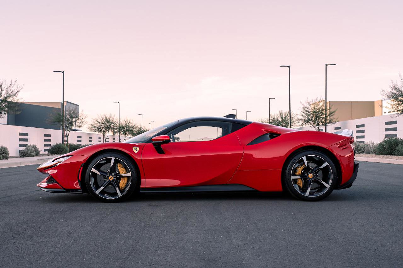 Used 2021 Ferrari SF90 Stradale AWD/4WD image 4
