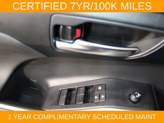 Used 2023 Toyota Highlander XLE AWD/4WD image 19
