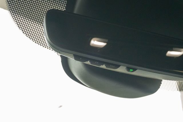 Used 2025 Honda Pilot TrailSport image 32