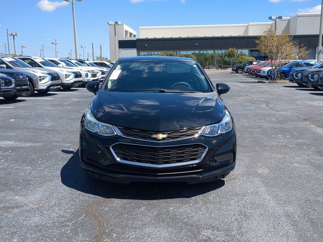 Used 2018 Chevrolet Cruze LS image 3