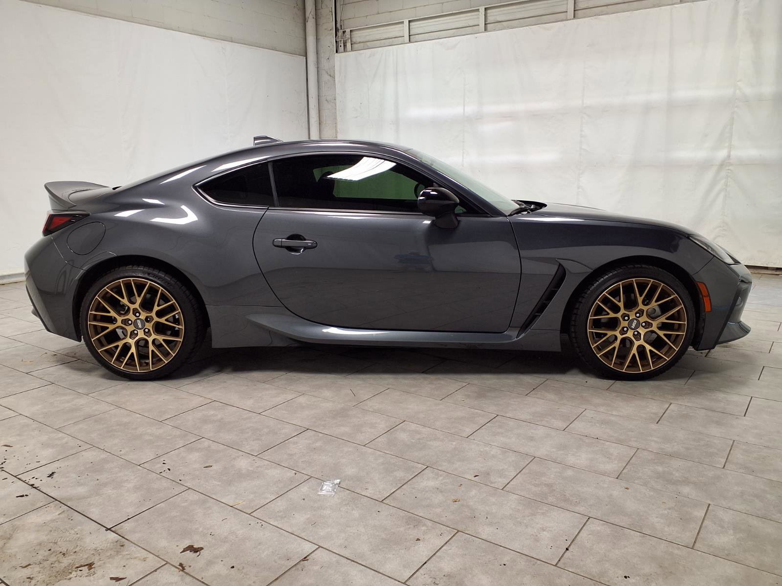 Used 2025 Toyota GR86 Premium image 10
