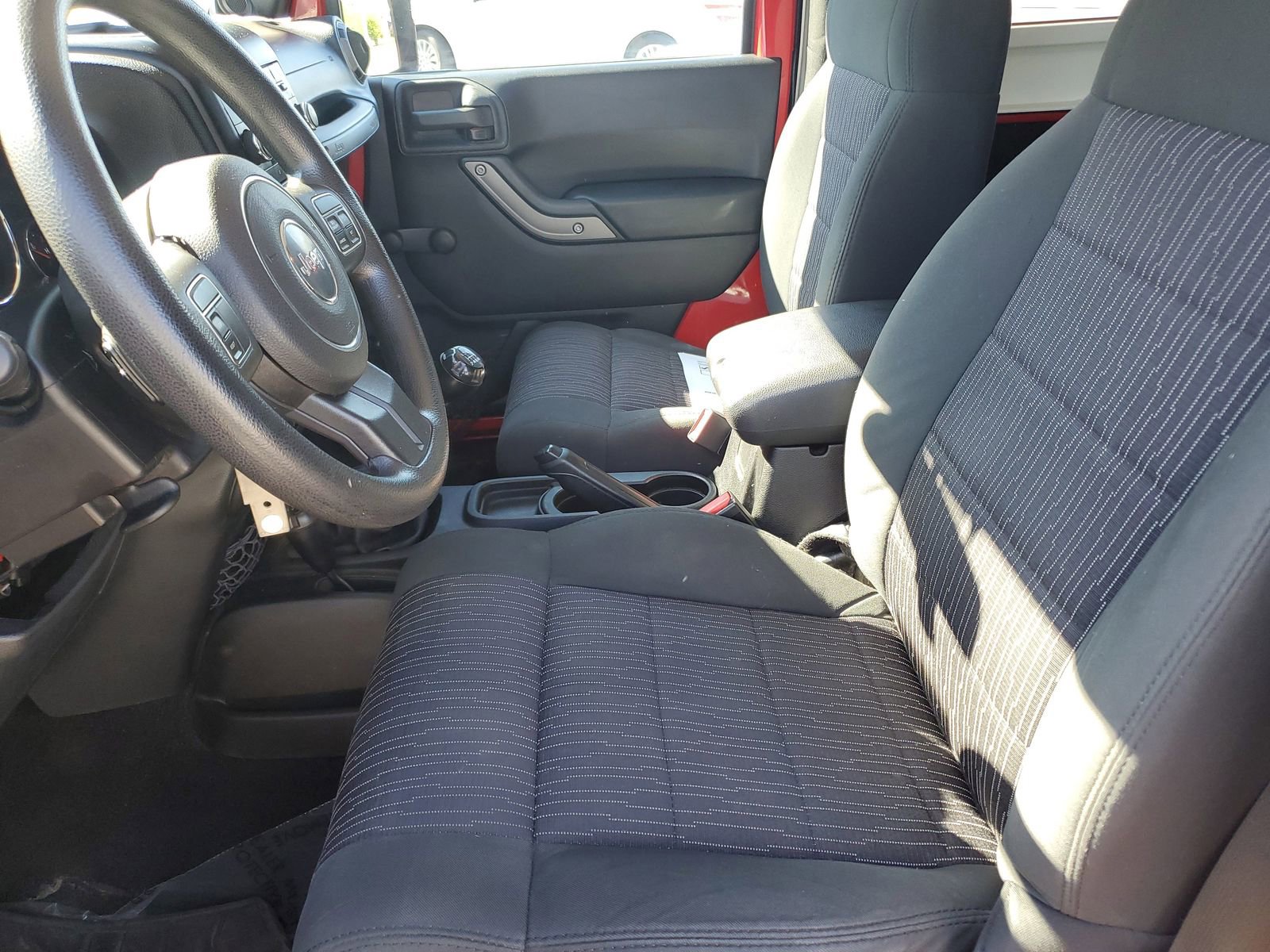 Used 2012 Jeep Wrangler Sport AWD/4WD image 14