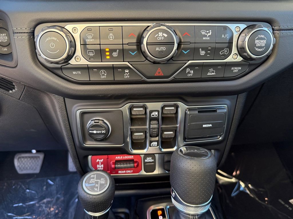 New 2026 Jeep Gladiator Mojave image 22