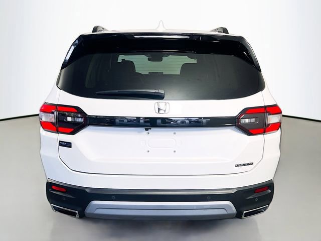 Used 2023 Honda Pilot Touring image 7