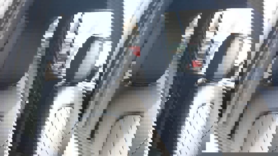 Certified 2022 Mercedes-Benz GLB 250 4MATIC w/ Premium Package Lite image 21