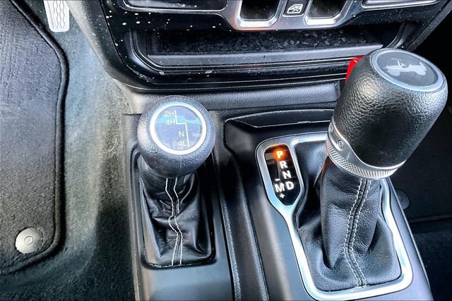 Used 2023 Jeep Wrangler Sahara image 15