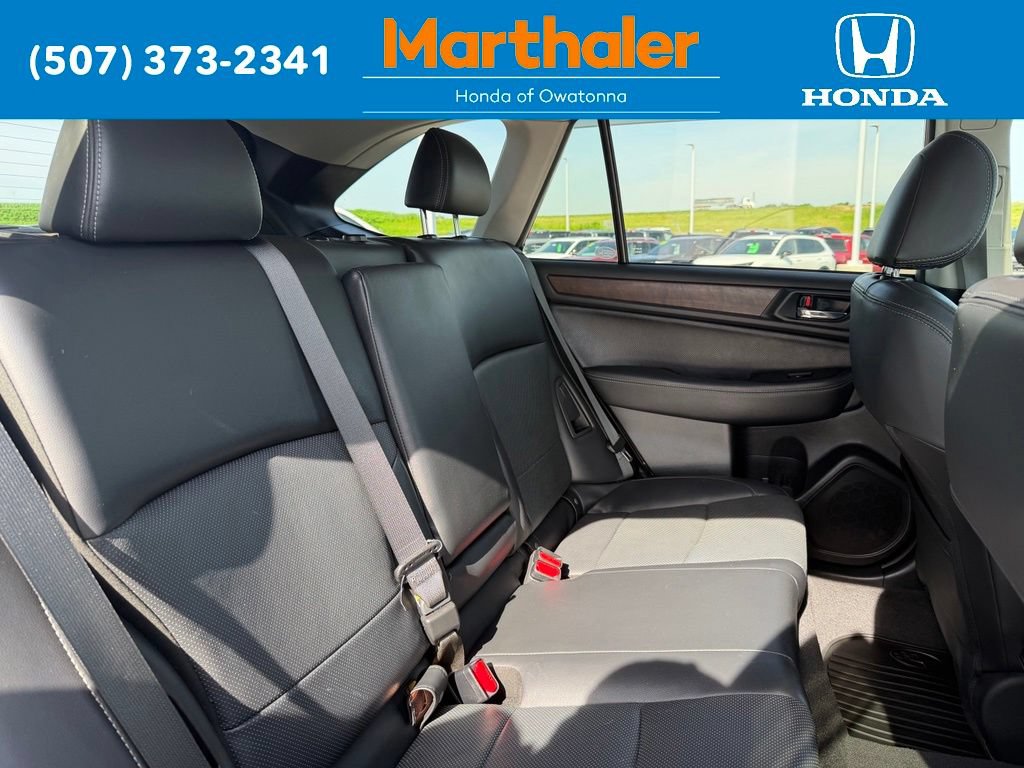 Used 2016 Subaru Outback 3.6R Limited AWD/4WD image 16