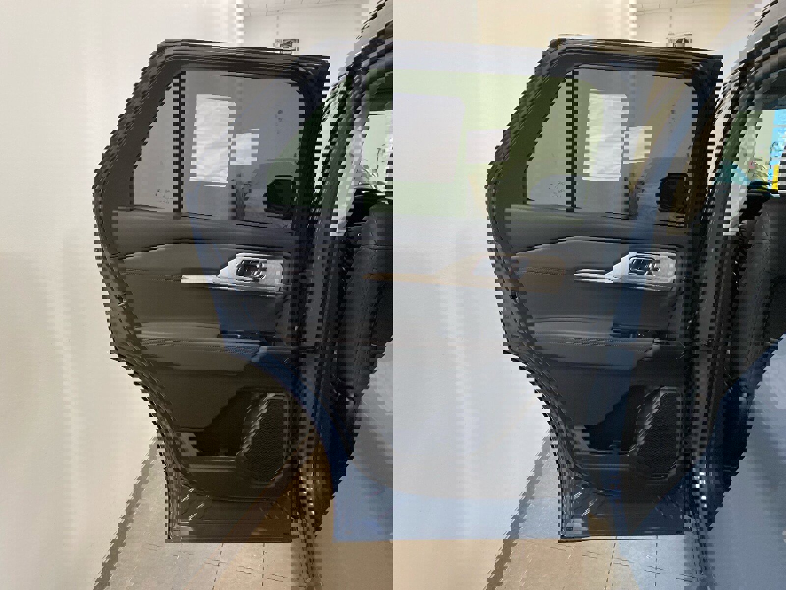 New 2026 Ford Explorer Active w/ Active Comfort Package image 10