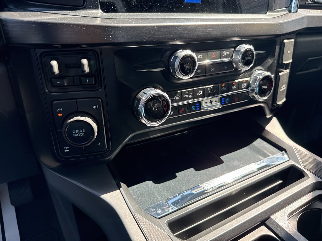 New 2026 Ford F250 Lariat image 27