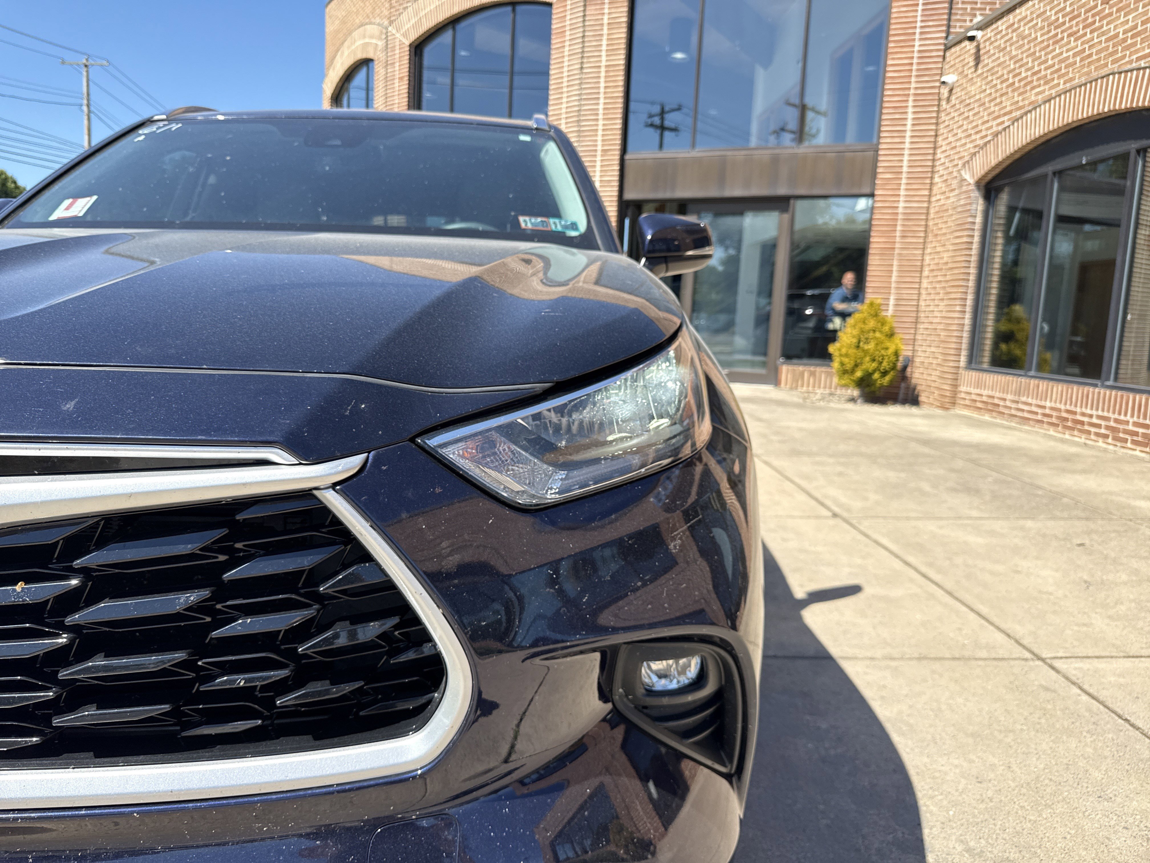 Used 2020 Toyota Highlander XLE AWD/4WD image 9
