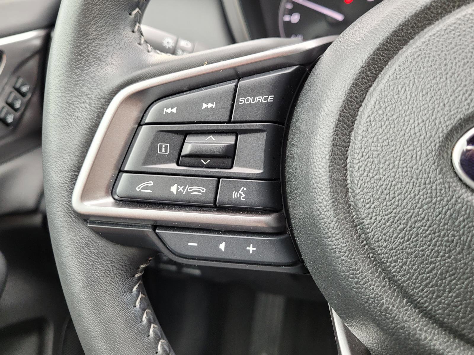 Certified 2023 Subaru Outback Touring XT AWD/4WD image 9