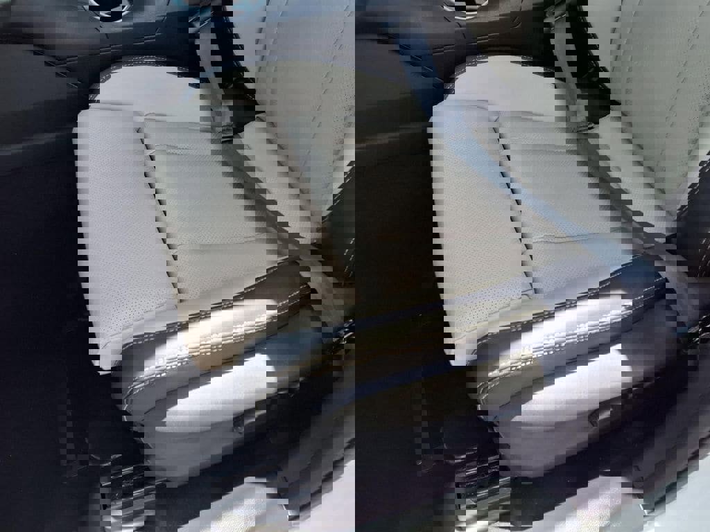 Used 2024 Subaru Outback Limited AWD/4WD image 25