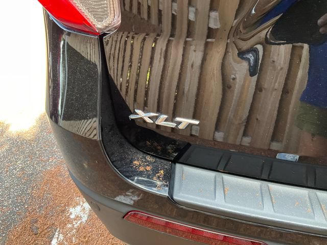Used 2023 Ford Explorer XLT w/ Equipment Group 202A AWD/4WD image 7