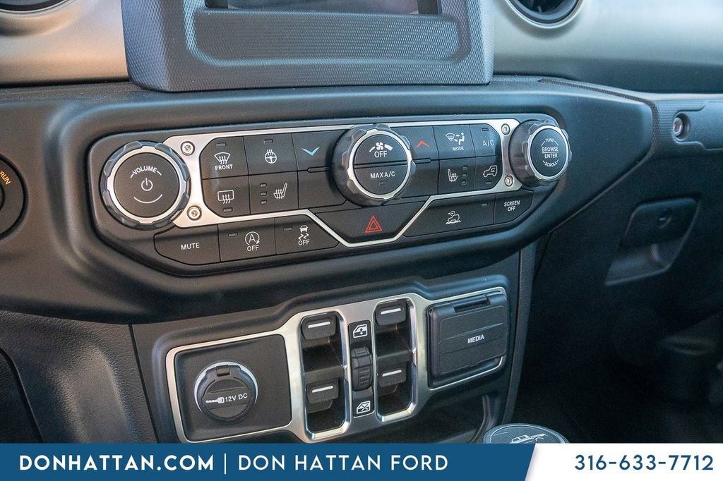 Used 2023 Jeep Gladiator Sport image 10