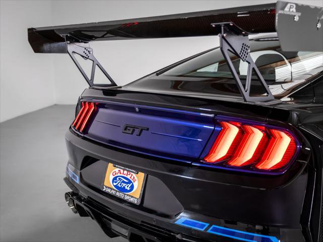 Used 2018 Ford Mustang GT Premium w/ GT Performance Package image 15