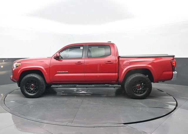 Used 2021 Toyota Tacoma SR5 RWD image 23
