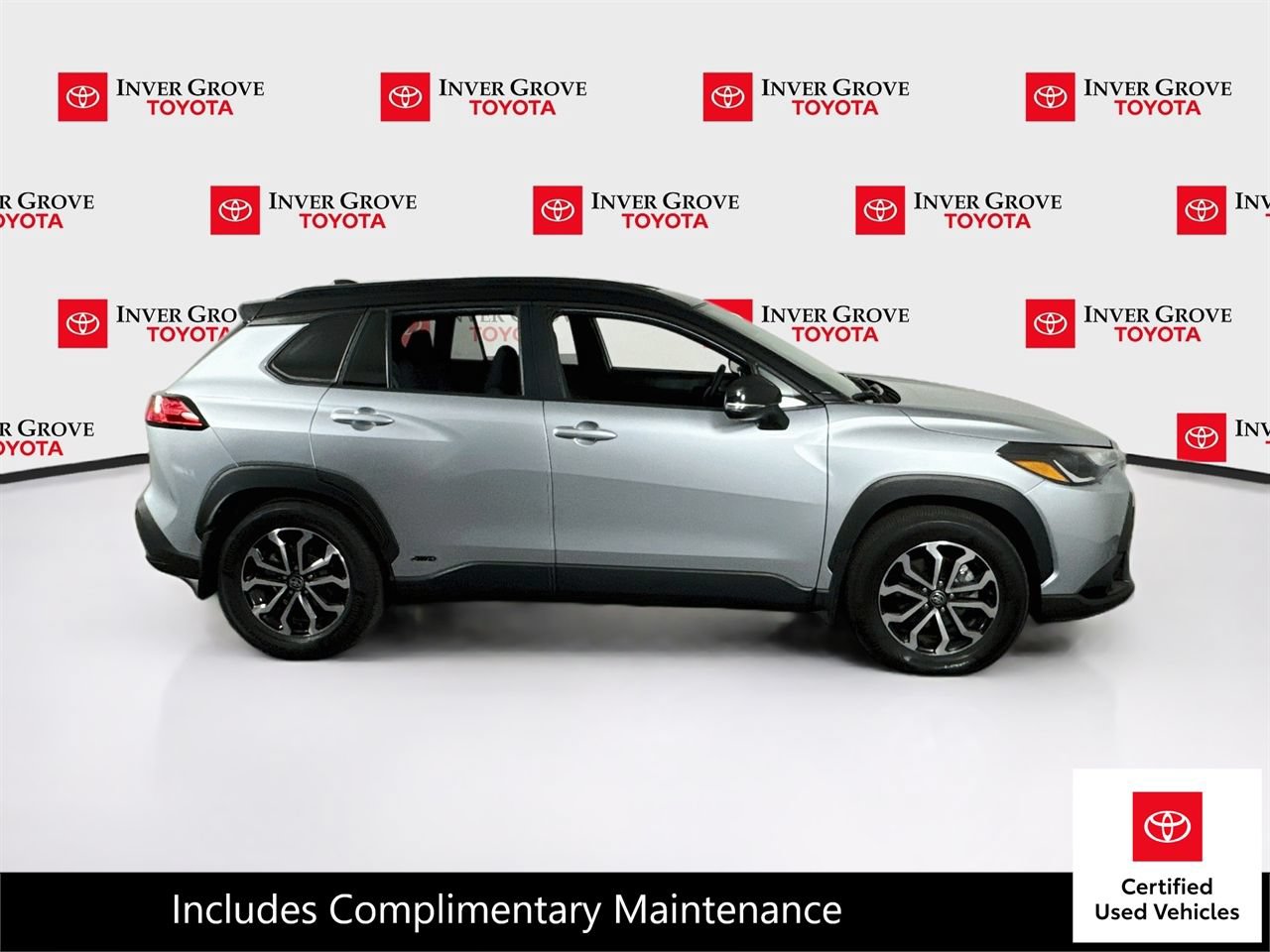 Certified 2024 Toyota Corolla Cross AWD Hybrid w/ Moonroof Package image 4