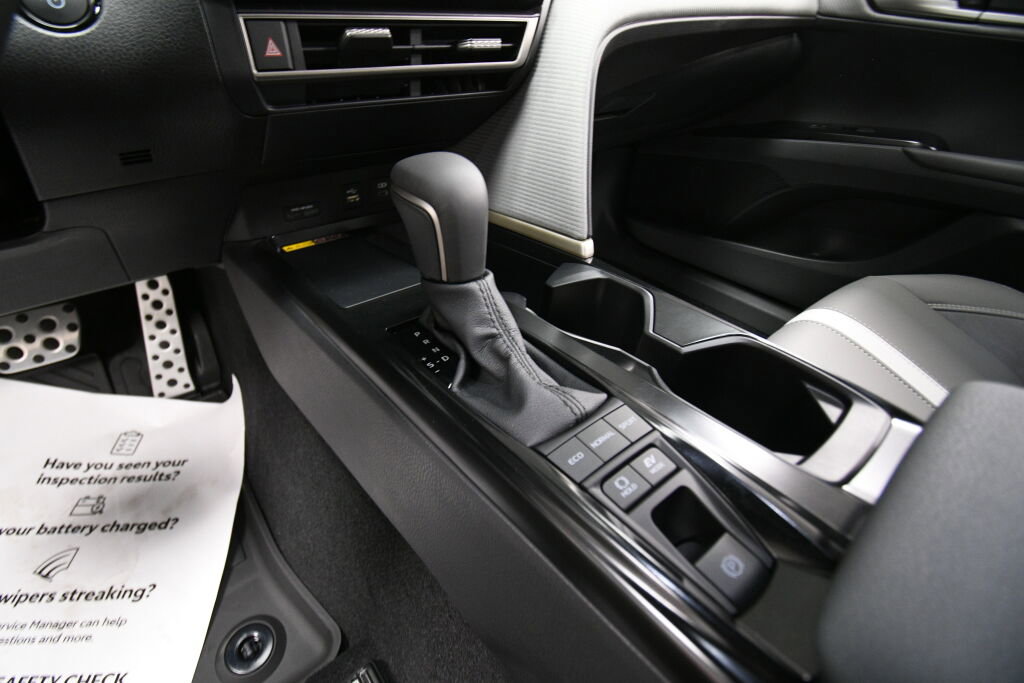 Certified 2025 Toyota Camry SE image 22