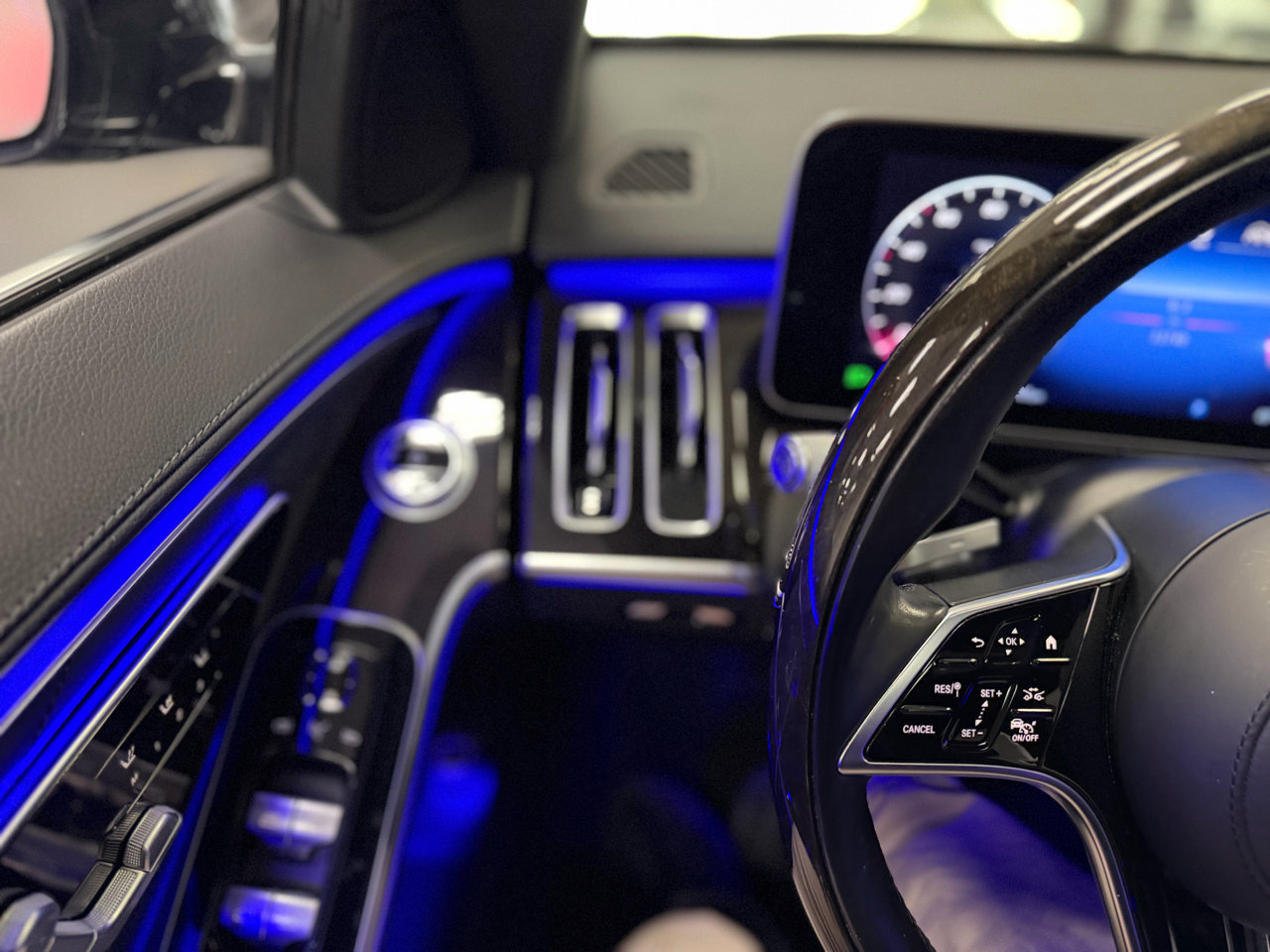 Used 2021 Mercedes-Benz S 580 4MATIC Sedan w/ AMG Line image 19