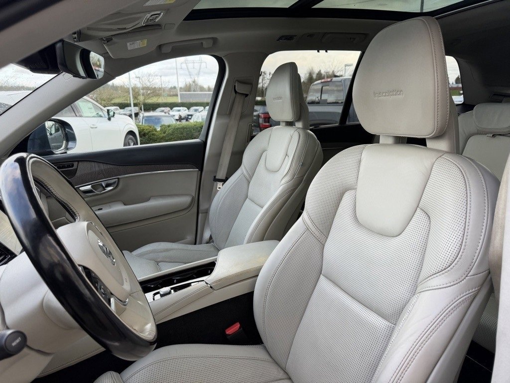 Used 2020 Volvo XC90 T8 Inscription image 15