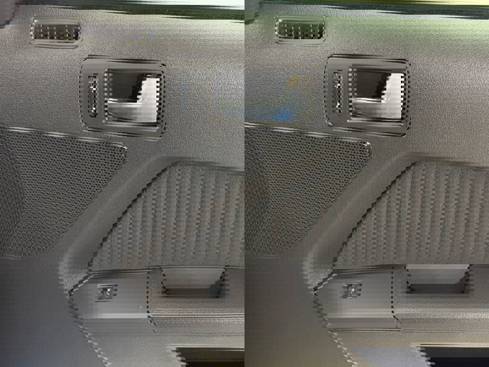 Used 2013 Ford Mustang Boss 302 image 29