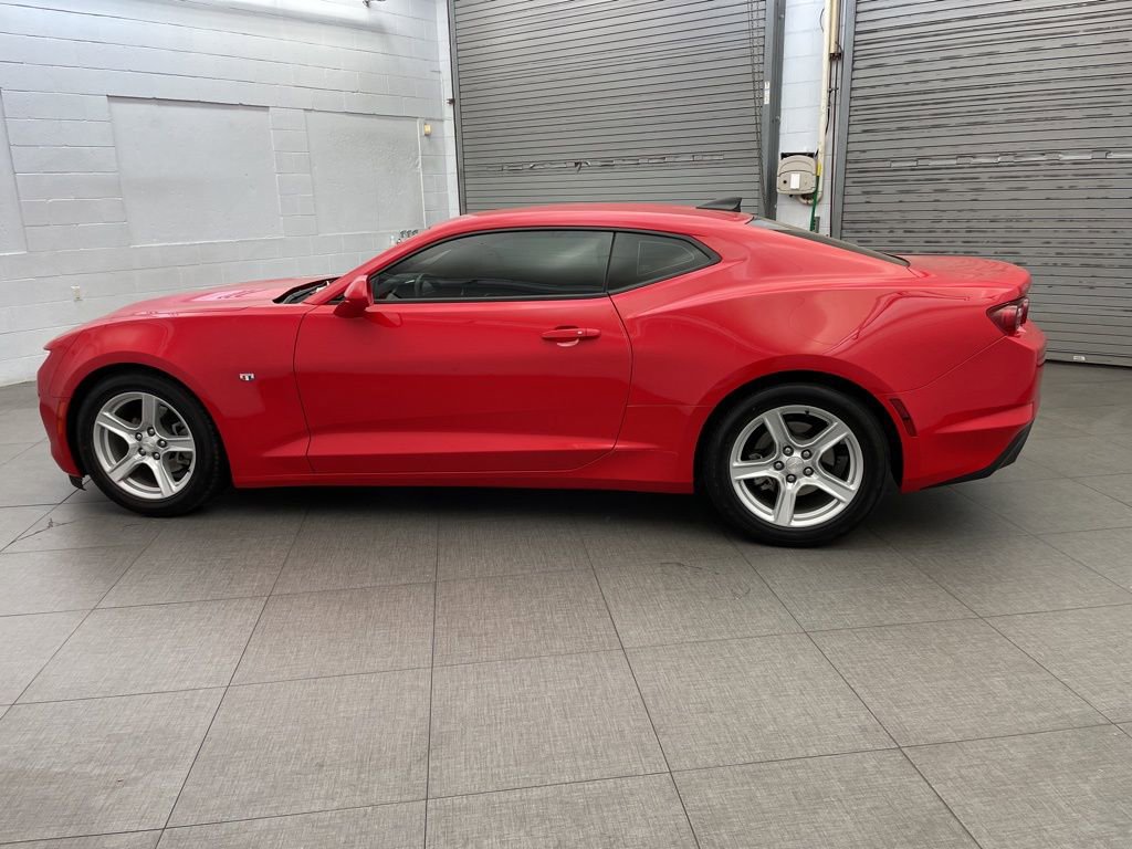 Used 2024 Chevrolet Camaro LT image 7