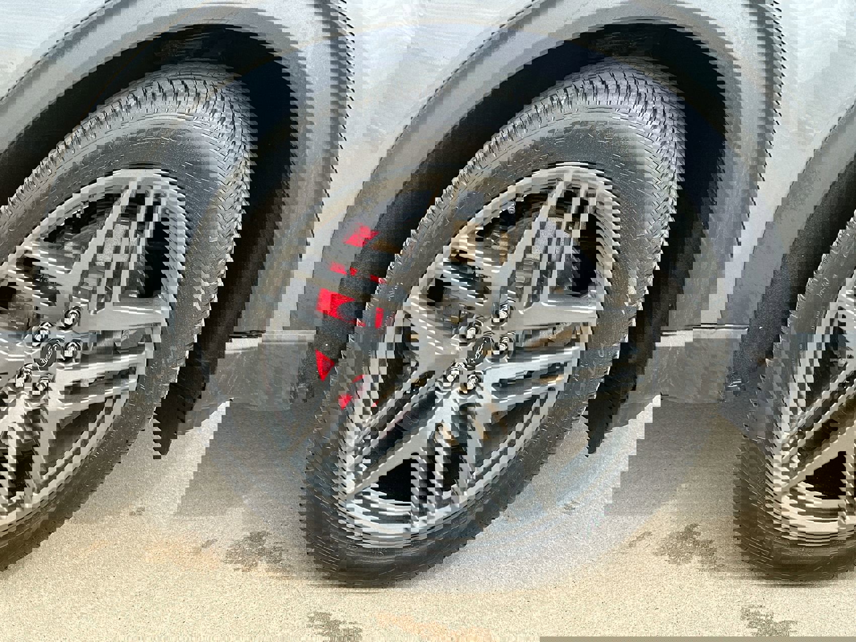 Used 2025 Ford Explorer ST-Line w/ Premium Package image 10