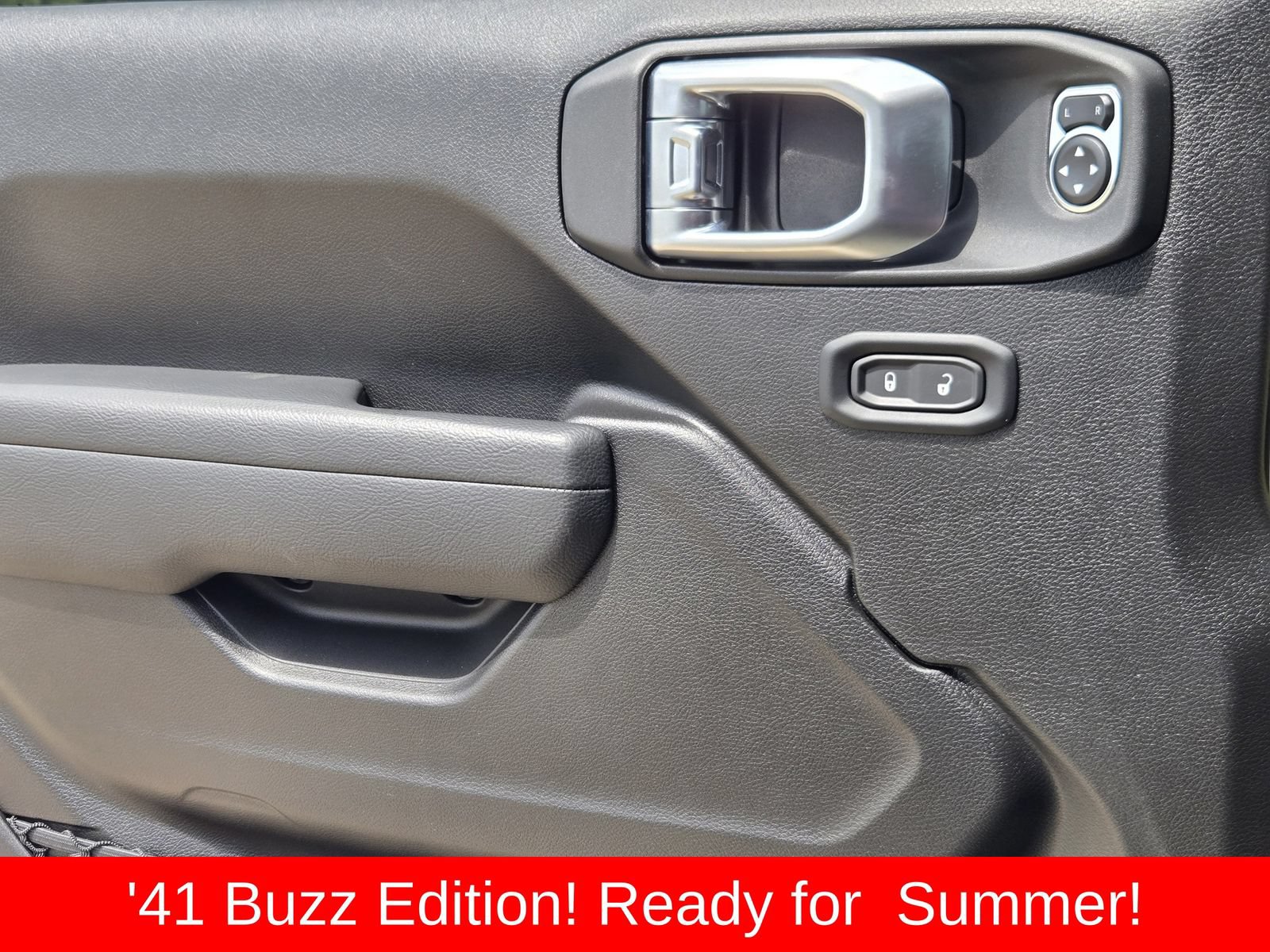 New 2026 Jeep Gladiator Willys AWD/4WD image 30